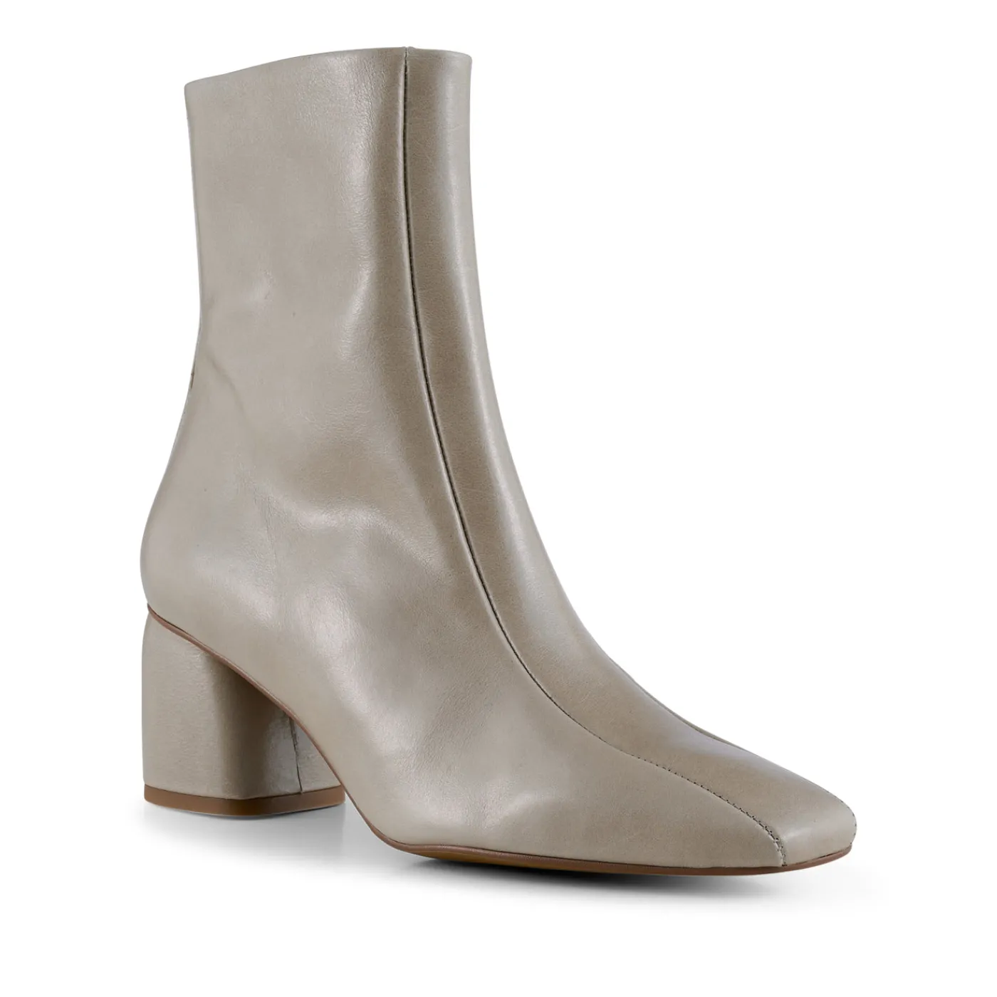 frida_stvle_lder__off_whi_2.webp Shoe the Bear Støvler<Frida støvle læder -