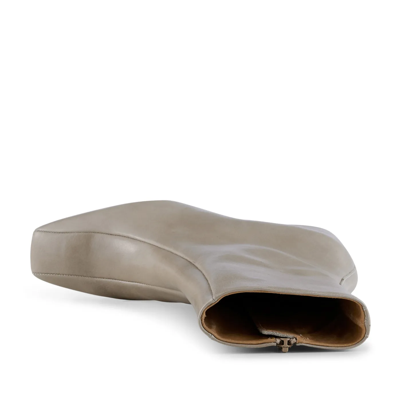 frida_stvle_lder__off_whi_5.webp Shoe the Bear Støvler<Frida støvle læder -
