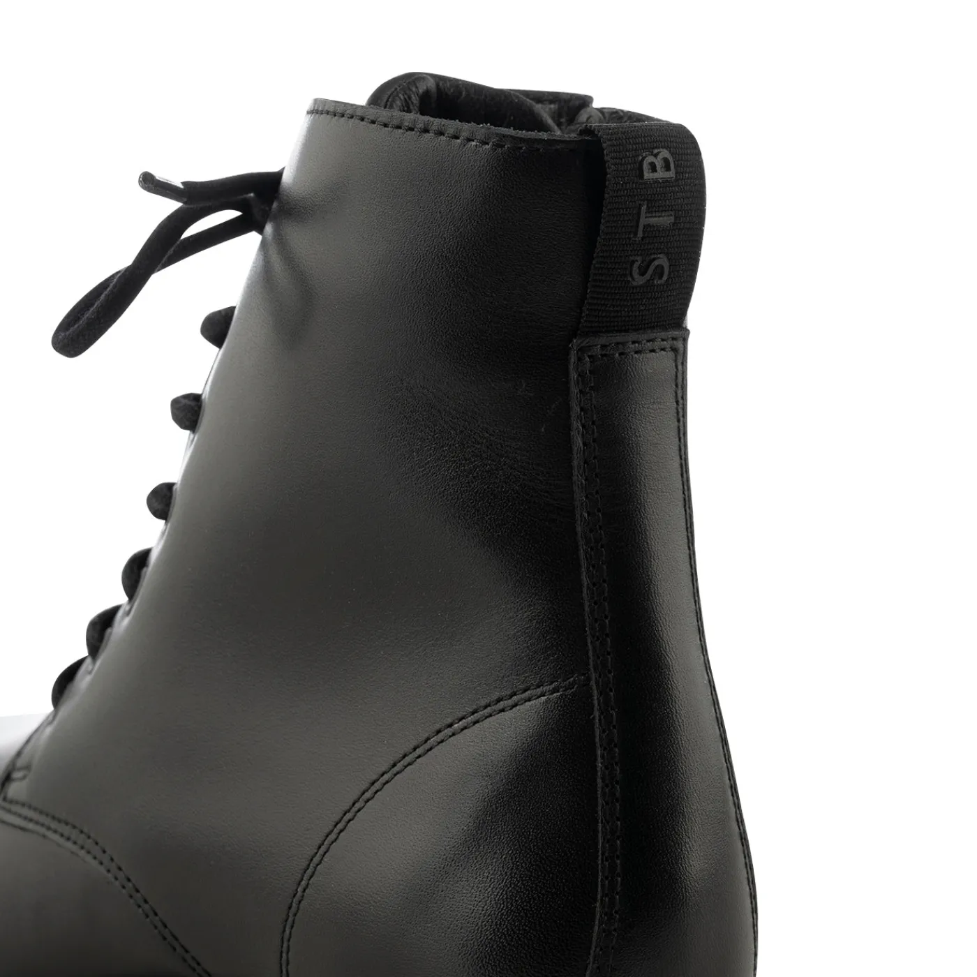 nettie_snrestvle_lder_for_7.webp Shoe the Bear Støvler<Nettie snørestøvle læder forret -